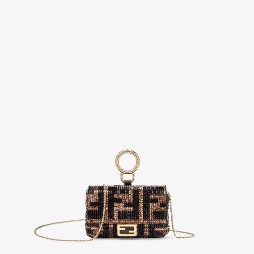  FENDI芬迪 22年春夏 女士 掛飾 NANO BAGUETTE吊飾 7AR844AEHZF0GTE