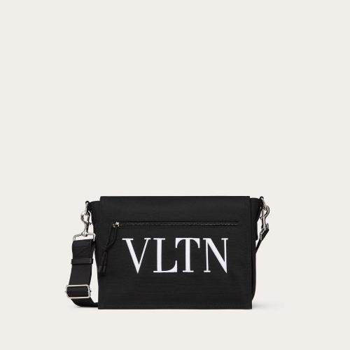  VALENTINO華倫天奴 22年秋冬 男士 單肩包 SAC MESSENGER VLTN EN NYLON 1Y2B0B79MVC0NI
