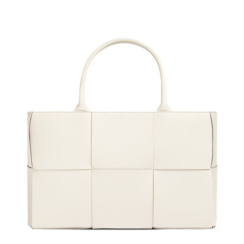 Bottega Veneta/葆蝶家 經(jīng)典ARCO TOTE系列 女士白色小羊皮編織黑色內(nèi)襯單肩手提托特包609175VMAY39041