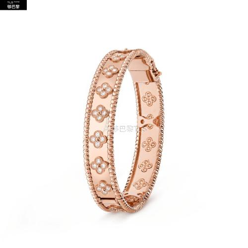  VCA梵克雅寶 22年秋冬 女士 手鐲 Perlee clovers手鐲，小號(hào)款式 VCARP3O200 預(yù)定商品2-8周發(fā)貨