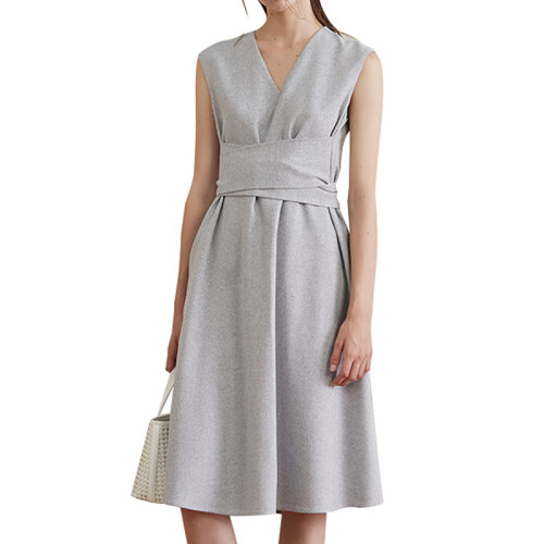 HUI/卉 女士連衣裙19春季藍(lán)灰色V領(lǐng)高腰連衣裙簡(jiǎn)約收腰中長(zhǎng)款連衣裙