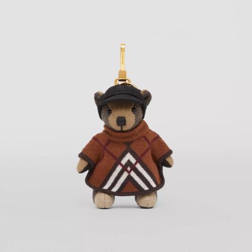  BURBERRY 22年秋冬 女士 V 形格紋斗篷造型 Thomas 泰迪熊吊飾 80585681