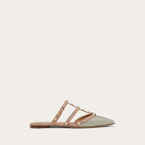  VALENTINO華倫天奴 22年春夏 女士 平底涼鞋 MULES ROCKSTUD VERNIES TW0S0H15VNW39K