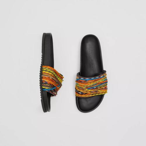  BURBERRY 22年秋冬 男士 編繩裝飾皮革拖鞋 80600931