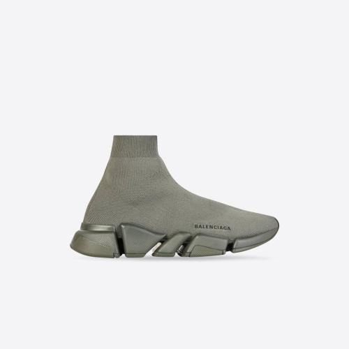  BALENCIAGA巴黎世家 22年秋冬 男士 休閑運動鞋 Men's Speed 2.0 Sneaker in Green 617239W2DB 預(yù)定商品1-3周發(fā)貨