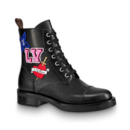 【虧本特價】Louis Vuitton/路易威登 新款黑色女士短靴LV BLACK HEART 軍靴1A4MM6
