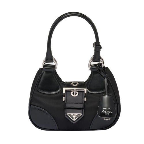 PRADA/普拉達(dá) Moon系列 女士黑色再生尼龍/皮革飾有拆卸鑰匙圈金屬琺瑯飾品磁扣開合單肩手提包1BA381_R789_F0002_V_OOM