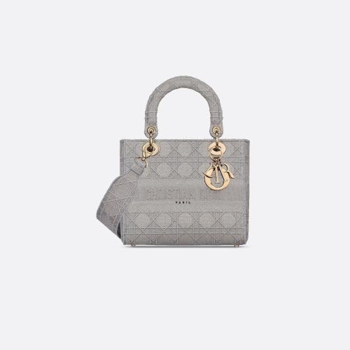  DIOR迪奧 22年秋冬 女士 手提包 中號 Lady D-Lite 手袋 M0565OREY_M950 預定商品1-3周發(fā)貨