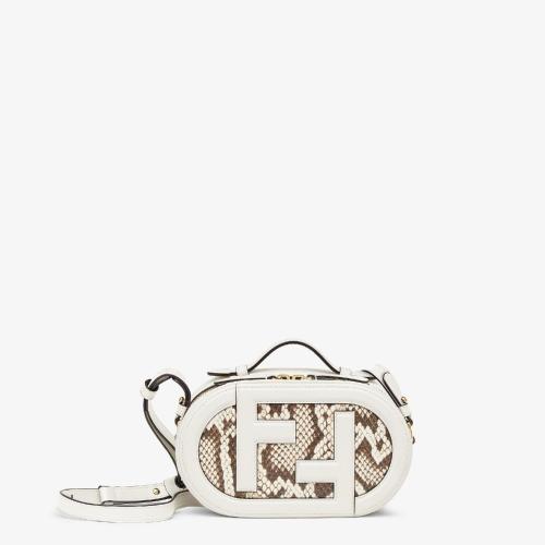  FENDI芬迪 22年秋冬 女士 單肩包 O’Lock Mini Camera Case 8BS058AKMKF1I51