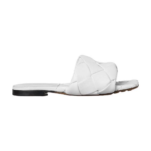  BV葆蝶家 22年秋冬 女士 平底涼鞋 BV LIDO平底涼鞋 608853VBSS09122 預(yù)定商品1-3周發(fā)貨