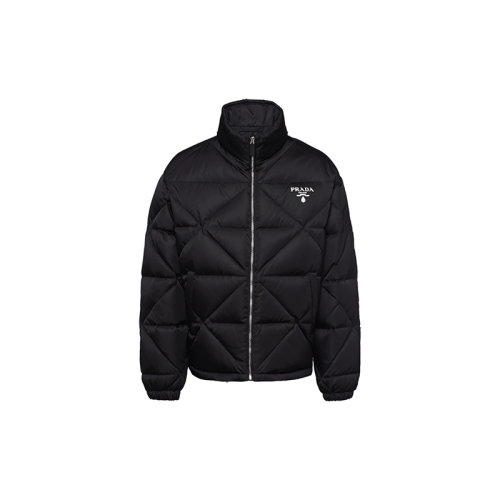 PRADA/普拉達(dá) 22年新款 男士黑色尼龍飾有印花LOGO圖案立領(lǐng)和隱藏式兜帽羽絨服外套SGB803_1WQ8_F0002_S_202