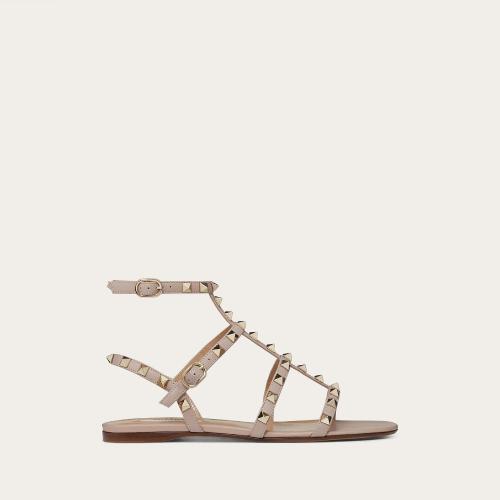  VALENTINO華倫天奴 22年秋冬 女士 平底涼鞋 Sandales basses Rockstud en veau a brides 1W2S