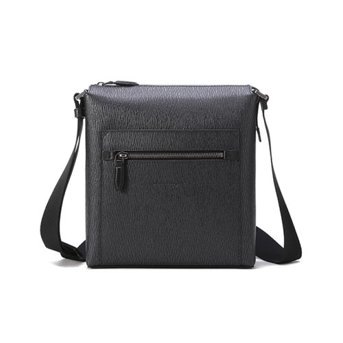 Salvatore Ferragamo/菲拉格慕 【22年新款】男士REVIVAL 3.0系列牛皮革單肩斜挎包 24A5