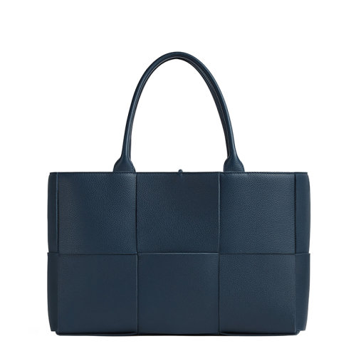 Bottega Veneta/葆蝶家 22新款A(yù)rco Tote系列 女士中號(hào)深藍(lán)色I(xiàn)ntreccio編織粒面牛皮革手提托特包609175VCP113121