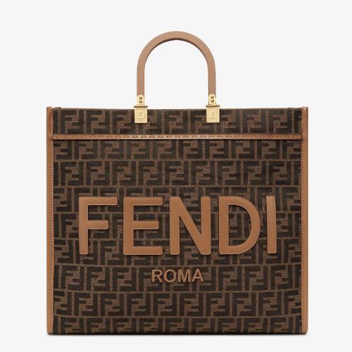  FENDI芬迪 22年秋冬 女士 手提包 棕色FF提花布料手提袋 8BH372ALVYF1GE3