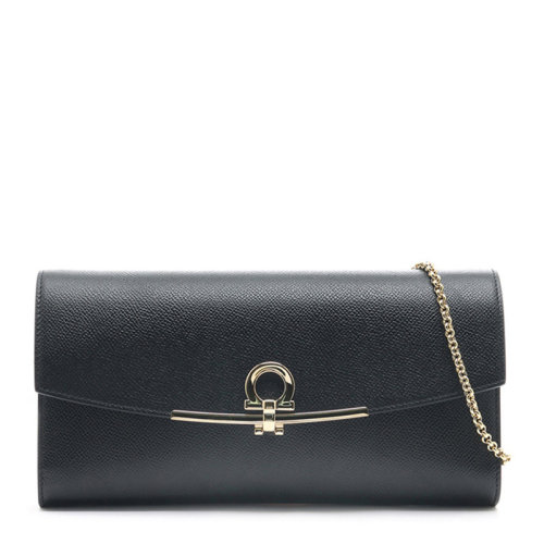 Salvatore Ferragamo/菲拉格慕 女士黑色皮質(zhì)迷你單肩包斜挎包鏈條包女包 22-C941-0674023（99新未使用）