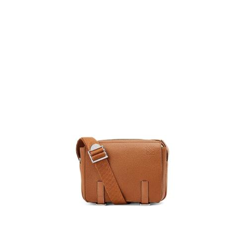  LOEWE羅意威 22年秋冬 男士 單肩包 XS Military messenger bag in soft grained calfskin 317