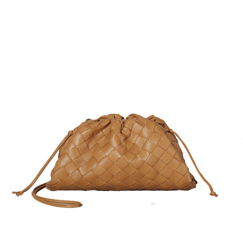 Bottega Veneta/葆蝶家    THE POUCH迷你系列 焦糖色編織Intrecciato羊皮云朵包手拿斜挎包585852VCPP19850