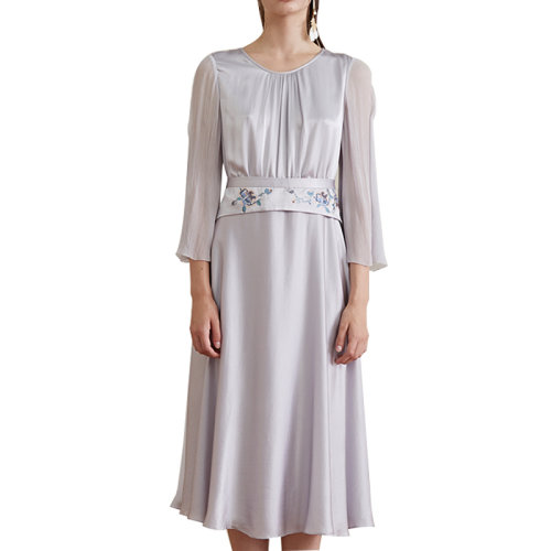 HUI/卉 女士連衣裙19春季淺灰色真絲連衣裙圓領(lǐng)七分袖收腰過膝連衣裙