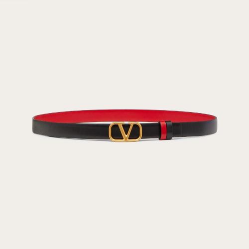  VALENTINO華倫天奴 22年春夏 女士 腰帶 CEINTURE RéVERSIBLE VLOGO SIGNATURE EN VEAU BRILL 預(yù)定商品1-3周發(fā)貨