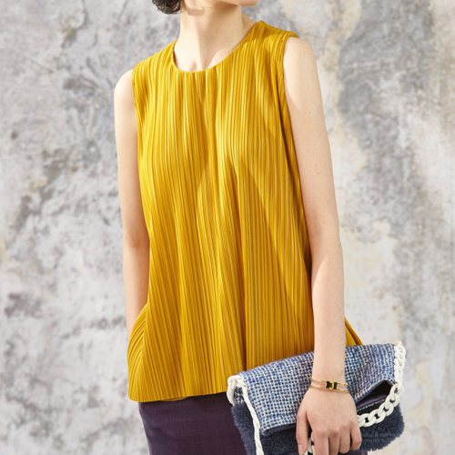 19年秋冬款nisiss/怡夕工字褶垂墜無袖上衣女士短袖T恤N192AV01