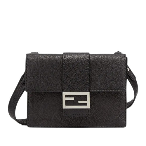 FENDI/芬迪 FLAT BAGUETTE系列 黑色中號Cuoio Romano小牛皮磁扣翻蓋單肩斜挎法棍包7VA524ADYWF0GXN