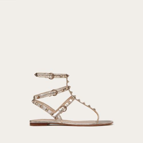  VALENTINO華倫天奴 22年秋冬 女士 平底涼鞋 Sandales basses lamees a entre-doigts Rockstud