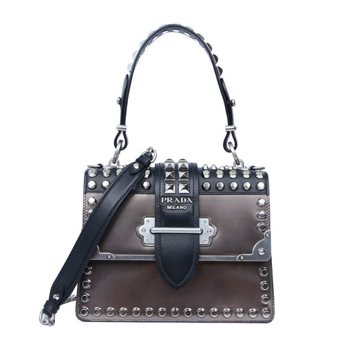 PRADA/普拉達(dá) Cahier系列 女士金屬色皮質(zhì)鉚釘裝飾手提包單肩包斜挎包金屬色女包