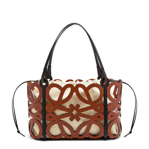 LOEWE/羅意威 20  女士棕褐色徽標(biāo)鏤空小牛皮抽繩內(nèi)袋手提包0010623312
