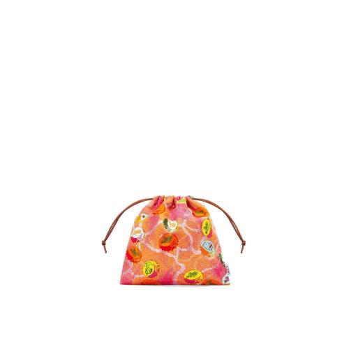  LOEWE羅意威 22年秋冬 女士 手拿包 Bottle caps drawstring pouch in canvas and calfskin C8