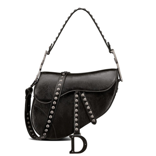 DIOR/迪奧 22新款 女士黑色羊皮革刺繡鉚釘裝飾金屬細節(jié)吊飾馬鞍翻蓋單肩斜挎手提拉鏈包M0455BPPX_M900