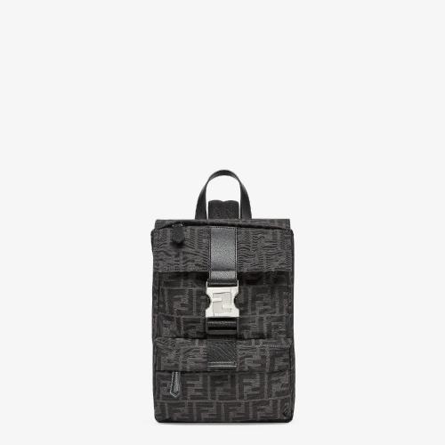  FENDI芬迪 22年秋冬 男士 雙肩包 黑色FF布料背包 7VZ067AG0MF0NPN
