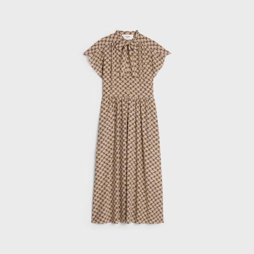  CELINE賽琳思琳 22年秋冬 女士 連衣裙 雙縐大花結(jié)連衣裙 2R47B734R.03DC