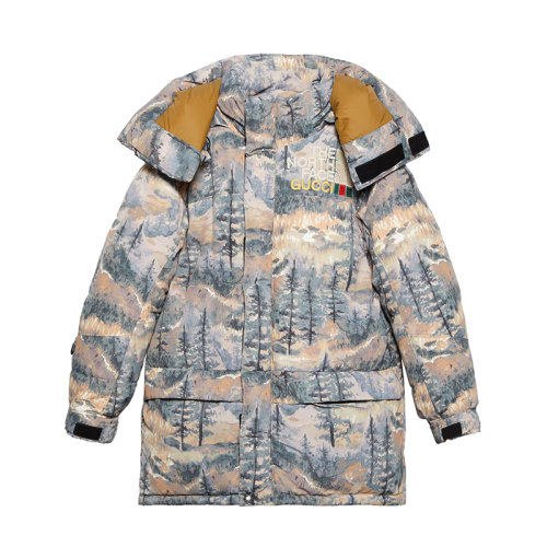 GUCCI/古馳 22秋冬款 The North Face聯(lián)名系列 女士多色聚酰胺飾有彩色刺繡LOGO彩色印花森林圖案固定風(fēng)帽羽絨服?663921XAADD3229