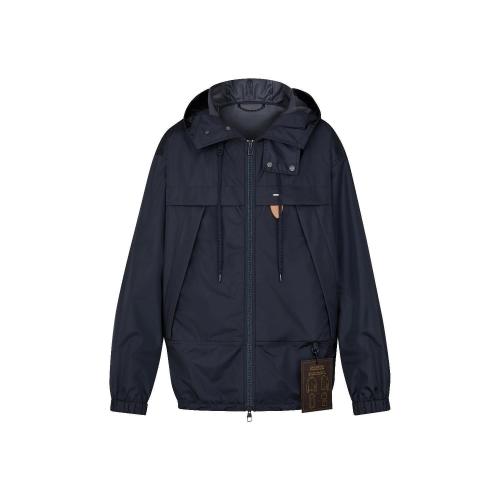  LV路易威登 22年秋冬 男士 夾克 防雨尼龍連帽短上衣 1A5CWF 1A5CW9 1A5CWE 1A5CW8 1A5CWA 1A5 預(yù)定商品2-8周發(fā)貨