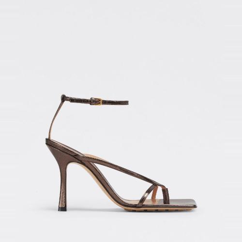  BV葆蝶家 女士 高跟涼鞋 stretch 608835V1AI02113 預(yù)定商品1-3周發(fā)貨