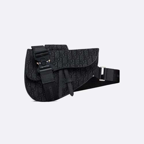  DIOR迪奧 22年秋冬 男士 單肩包 馬鞍包 1ADPO093YKY_H00N 預(yù)定商品1-3周發(fā)貨