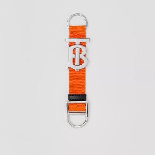  BURBERRY 22年秋冬 男士 專屬標識裝飾網(wǎng)紋鑰匙圈 80638651