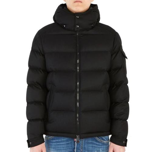 Moncler/蒙克萊  新款百搭舒適男士羽絨服1A5370054272 999【主推】