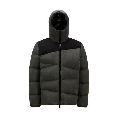  MONCLER蒙可蒙克萊 22年秋冬 男士 羽絨服 Tacana Short Down Jacket H20911A00181596AE91F