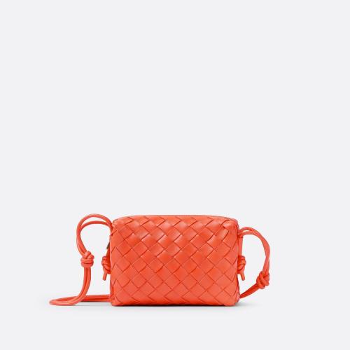  BV葆蝶家 22年秋冬 女士 收納包 sac camera mini loop 680254V1G116583