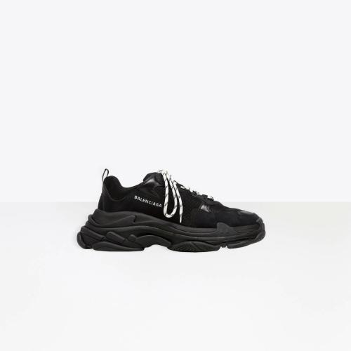  BALENCIAGA巴黎世家 22年秋冬 男士 休閑運(yùn)動(dòng)鞋 TRIPLE S SNEAKER 534217W2CA11000 預(yù)定商品1-3周發(fā)貨