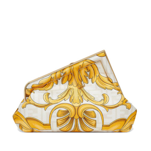 FENDI/芬迪 22新款First系列 女士Fendace聯(lián)名款小號白色印花桑蠶絲超大F金屬搭扣單肩手拿包8BP129AJQCF1EGP