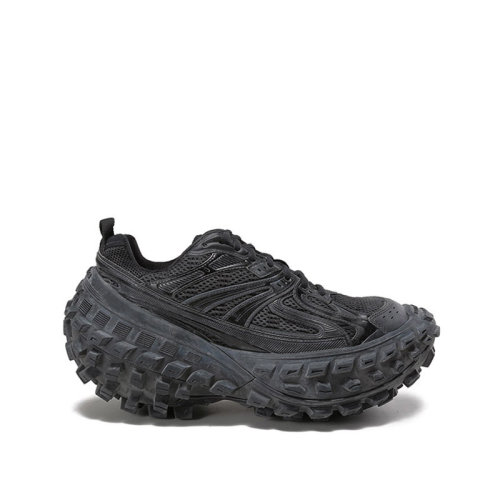 Balenciaga/巴黎世家 【22秋冬新款】男士Red Carpet系列DEFENDER夸張輪胎花紋磨損效果網(wǎng)眼厚底系帶休閑運(yùn)動(dòng)鞋臟臟鞋 685613 W2RA6