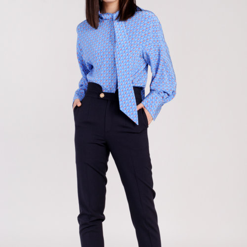 bifubyxingchen/彼伏藍(lán)色字母印花系帶女士長袖襯衫