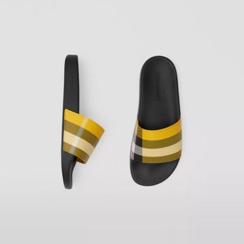  BURBERRY 22年秋冬 女士 格紋印花拖鞋 80558431