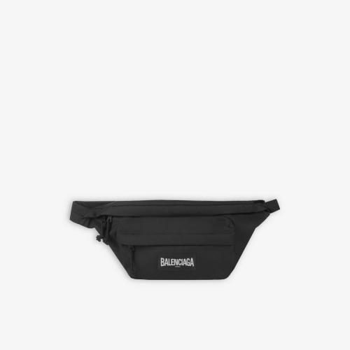  BALENCIAGA巴黎世家 22年春夏 男士 腰包 Oversized XXL 腰包 6560622JMRX1000 預(yù)定商品1-3周發(fā)貨