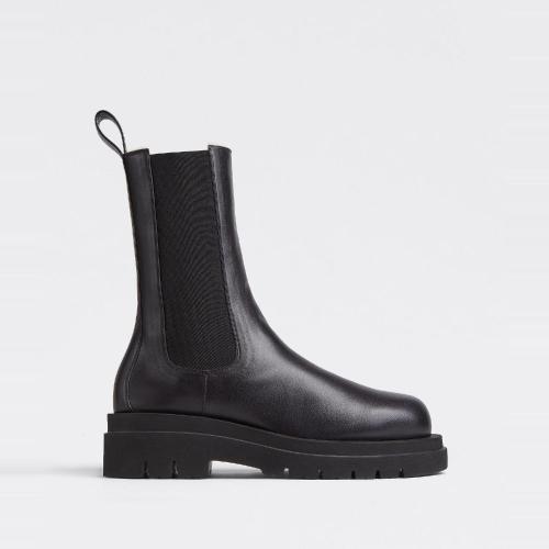  BV葆蝶家 22年秋冬 男士 短靴 lug 676890V1BN11000