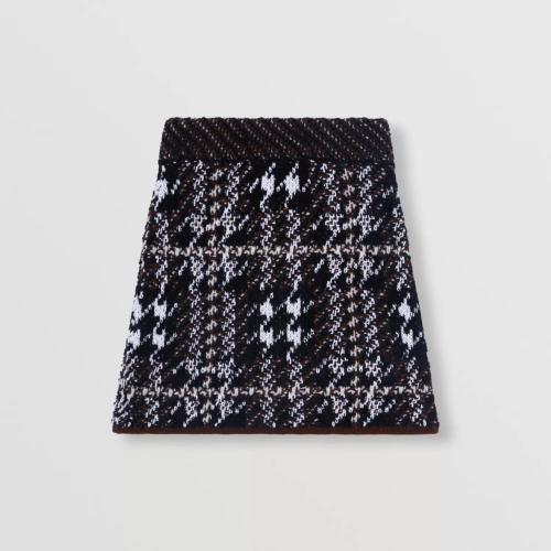  BURBERRY 22年秋冬 女士 千鳥格羊毛混紡提花迷你半裙 80584121