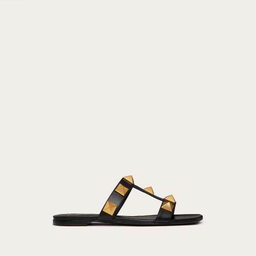  VALENTINO華倫天奴 22年春夏 女士 平底涼鞋 CLAQUETTES ROMAN STUD EN VEAU XW2S0BU9ZWM0NO